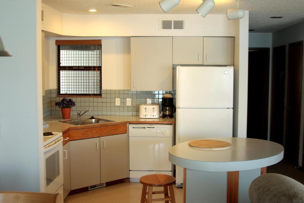 Petersons Waterfront Chelan Room photo
